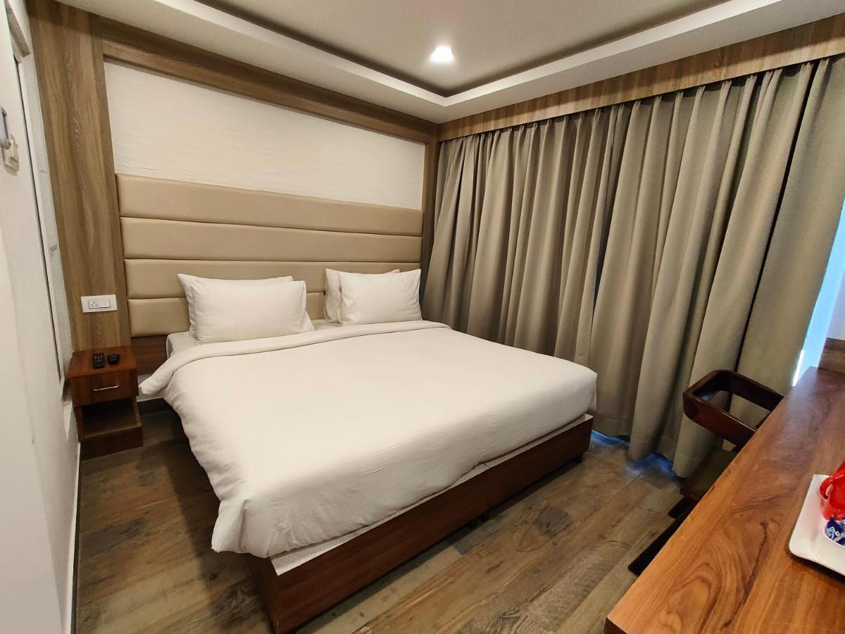 Iva By Skr A Petrichor Hotel Bengaluru Kültér fotó